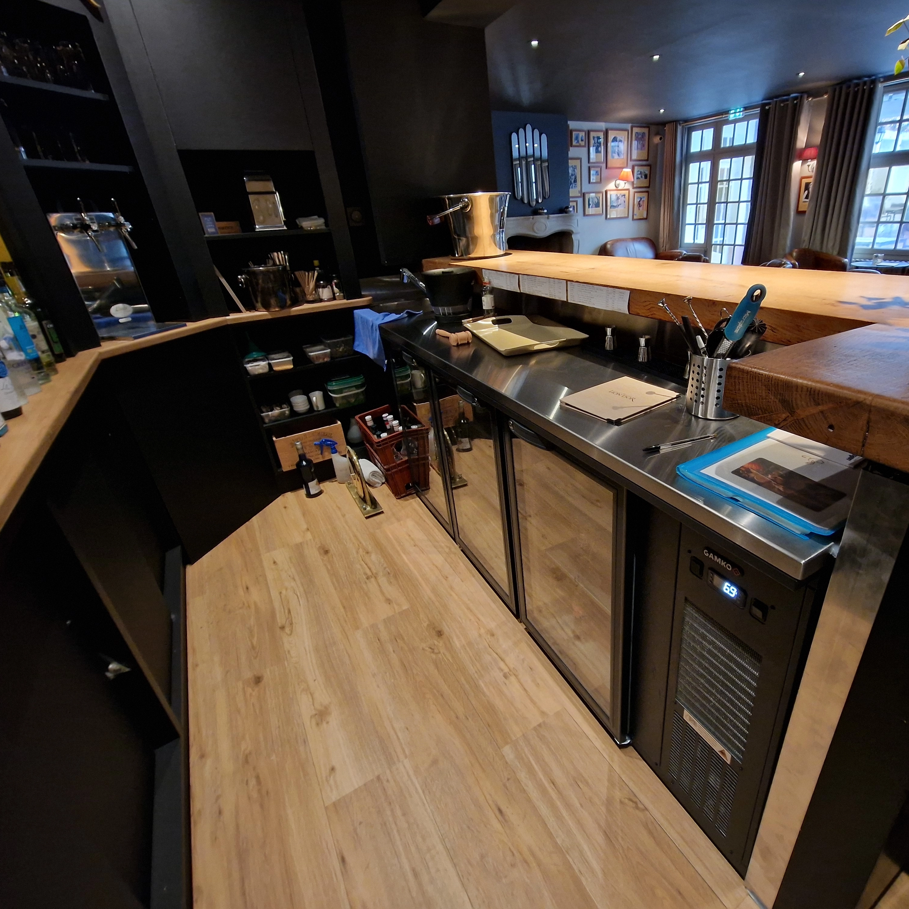 Agencement arriÃ¨re bar